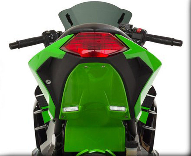 HOT BODYS アンダーテイル ninja250: Ninja250と大学生のカスタム日記